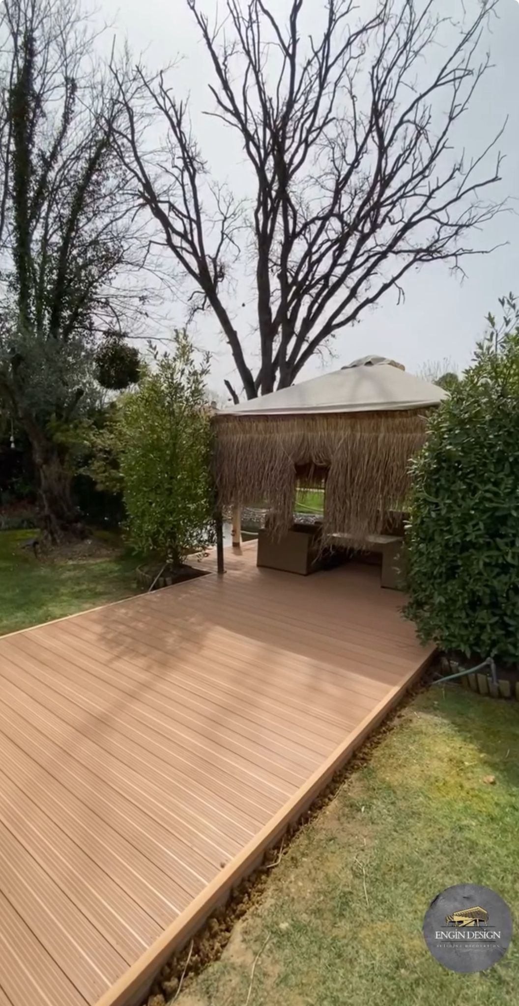 Bahçe deck ve pergola alanı